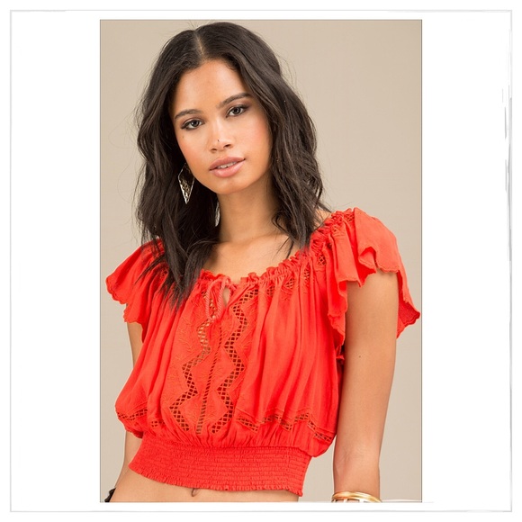 ASTR Reyna Off the Shoulder Blouse - Picture 2 of 4